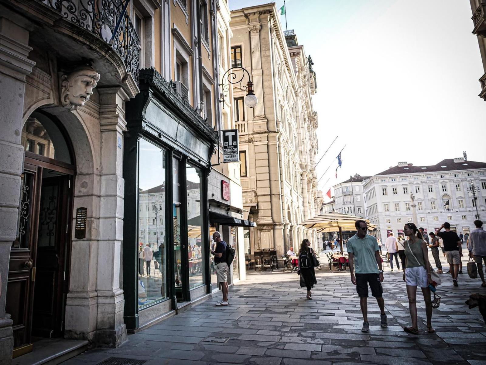 Casa Vacanze Trieste - Vista Piazza Unita Exteriér fotografie